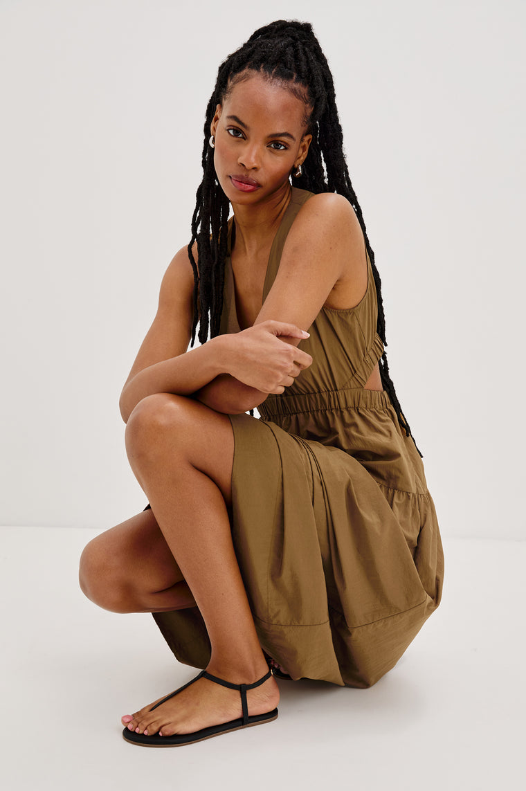 Genevieve Dress - Sepia